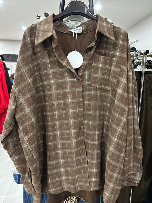Chemise à carreaux